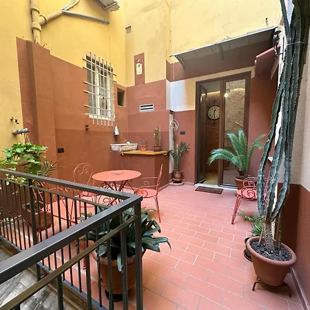 Suite Stylish & Cozy Apartment In The Heart Of Florence-3